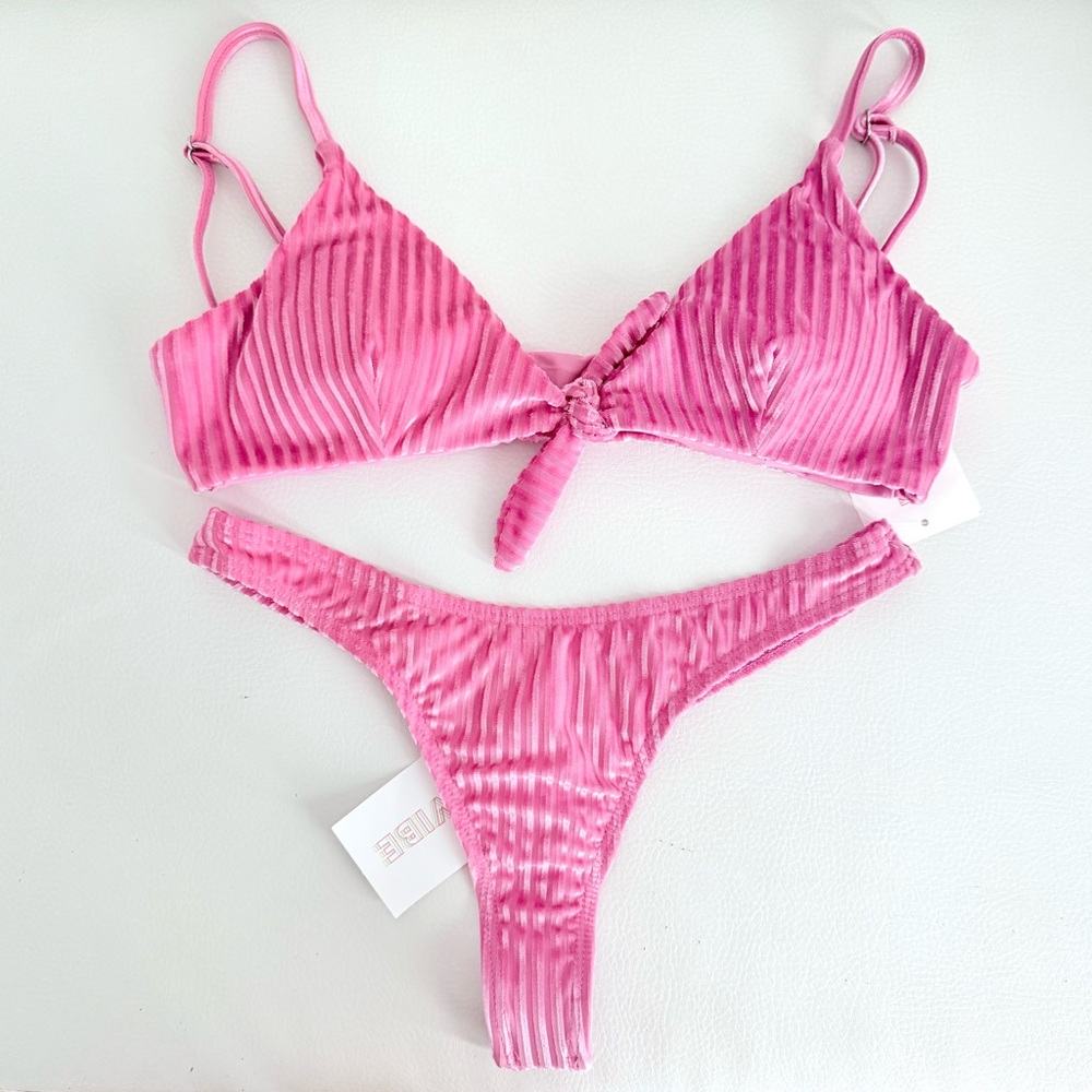 ❤️ Dippin’ Daisy’s Bikini ❤️